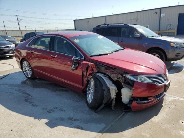 3LN6L2G94DR805552 - 2013 LINCOLN MKZ RED photo 4