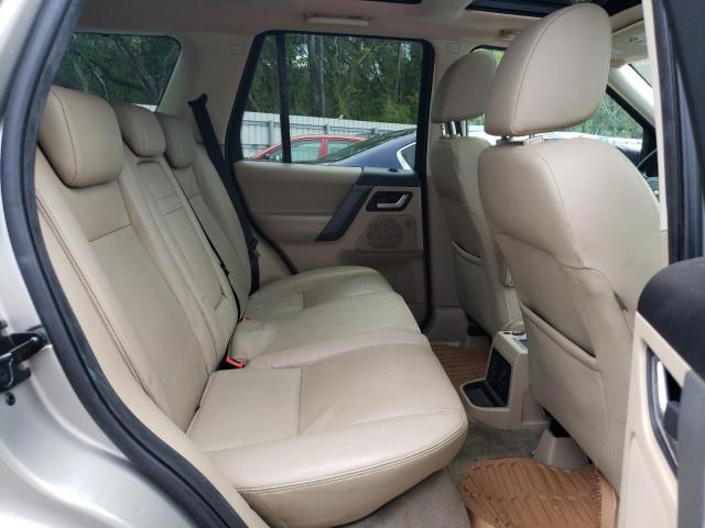 SALFT2BN3AH161928 - 2010 LAND ROVER LR2 HSE TECHNOLOGY BEIGE photo 11