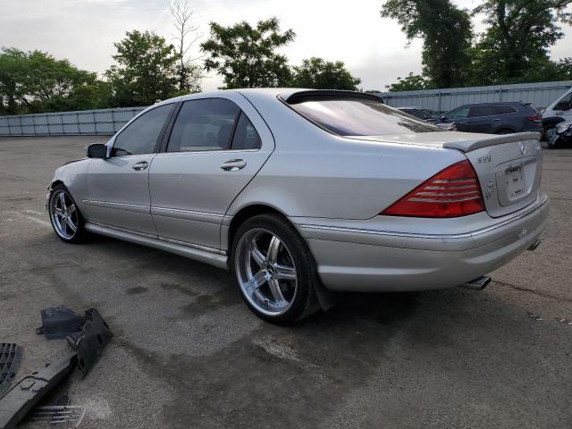 WDBNG73J02A239705 - 2002 MERCEDES-BENZ S 55 AMG SILVER photo 2