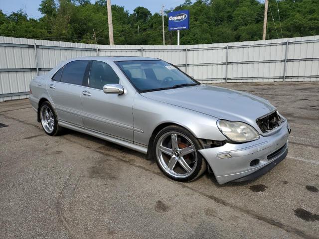 WDBNG73J02A239705 - 2002 MERCEDES-BENZ S 55 AMG SILVER photo 4