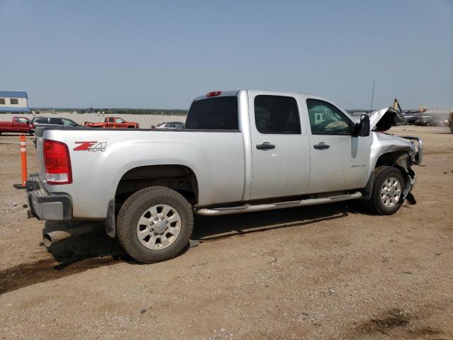 1GT120C8XEF169883 - 2014 GMC SIERRA K2500 SLE SILVER photo 3