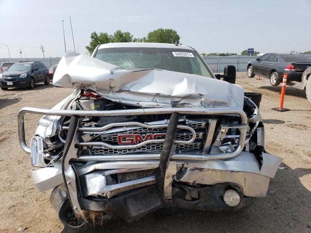 1GT120C8XEF169883 - 2014 GMC SIERRA K2500 SLE SILVER photo 5