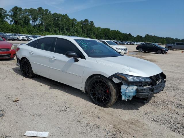 4T1FZ1FBXLU041923 - 2020 TOYOTA AVALON XSE WHITE photo 4