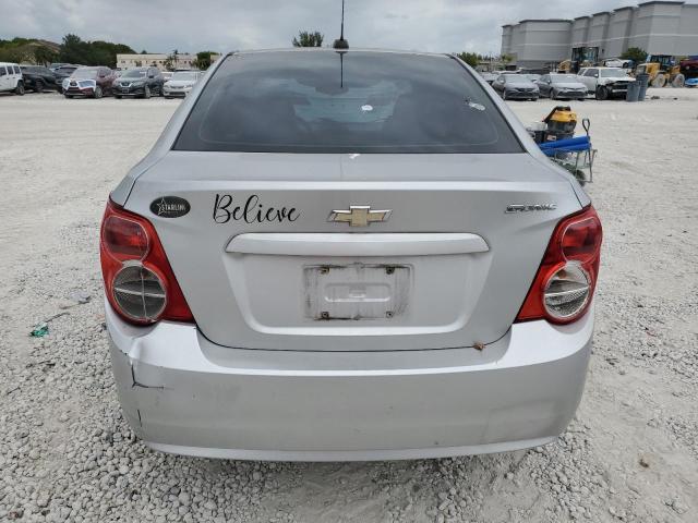 1G1JA5SH8G4130105 - 2016 CHEVROLET SONIC LS SILVER photo 6