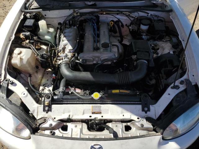JM1NB3530Y0155681 - 2000 MAZDA MX-5 MIATA BASE WHITE photo 11