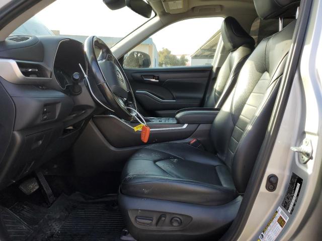 5TDHZRBH2MS555177 - 2021 TOYOTA HIGHLANDER XLE SILVER photo 7