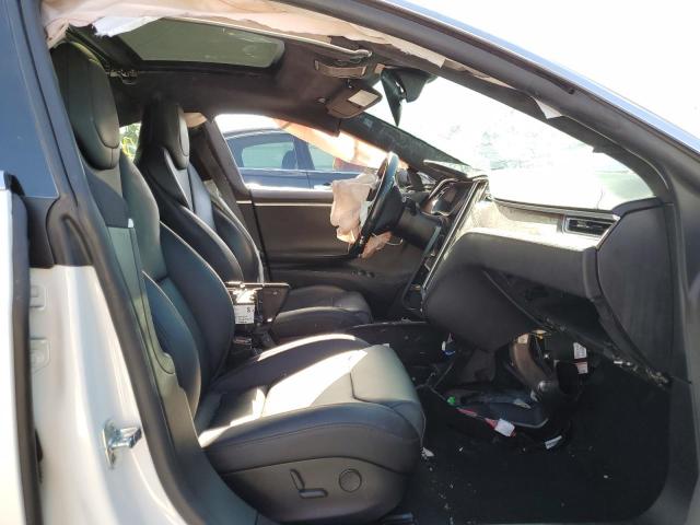 5YJSA1E21JF242479 - 2018 TESLA MODEL S 白色 照片 5
