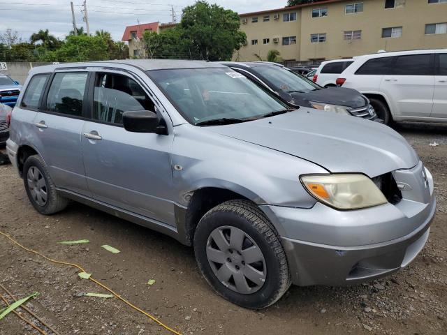 JA4LX31F25U032603 - 2005 MITSUBISHI OUTLANDER LS SILVER photo 4