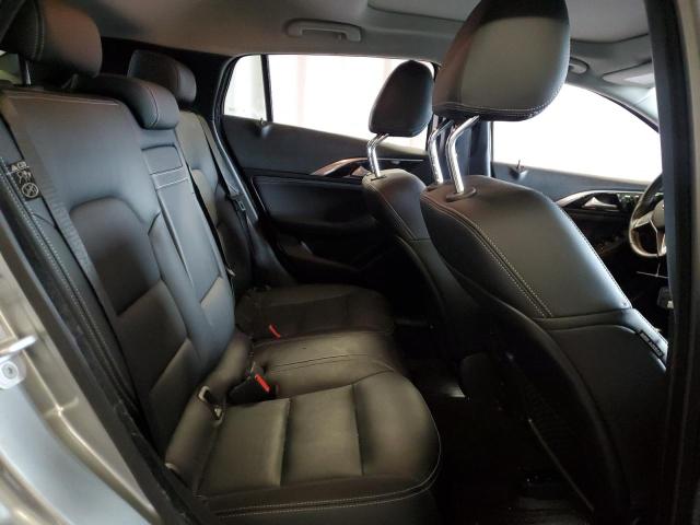 SJKCH5CR9HA025589 - 2017 INFINITI QX30 BASE Արծաթագույն լուսանկար 10