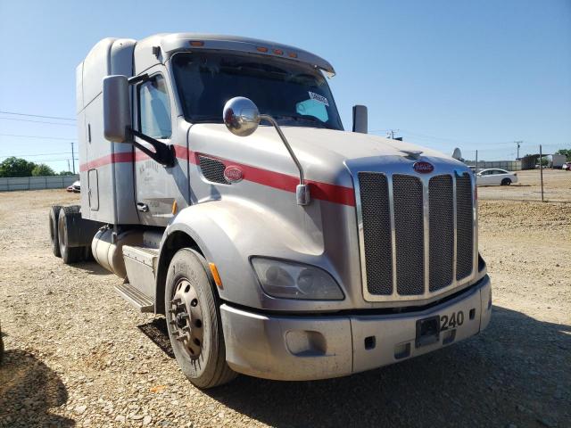2014 PETERBILT 579, null