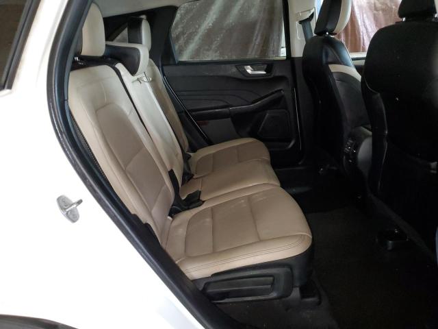 1FMCU0H60NUA49169 - 2022 FORD ESCAPE SEL Beyaz fotoğraf 11