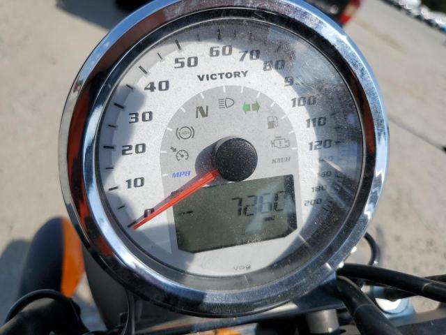 5VPWB36N7G3049585 - 2016 VICTORY MOTORCYCLES HIGH-BALL Schwarz Foto 7