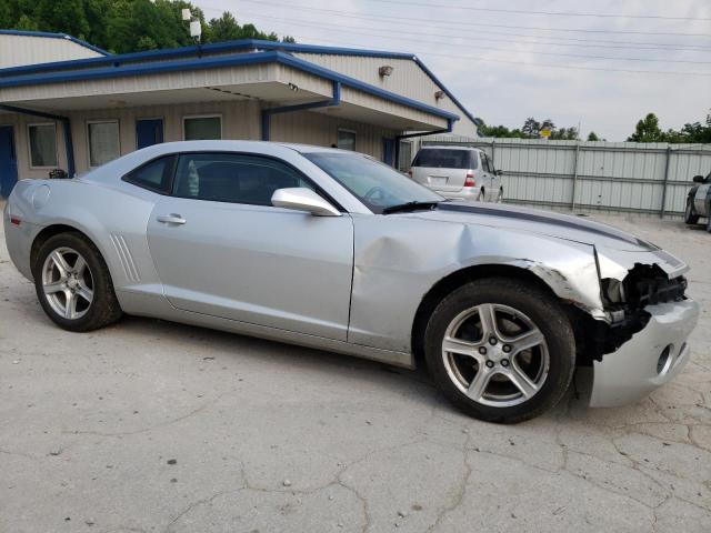 2G1FE1E37D9123268 - 2013 CHEVROLET CAMARO LS SILVER photo 4