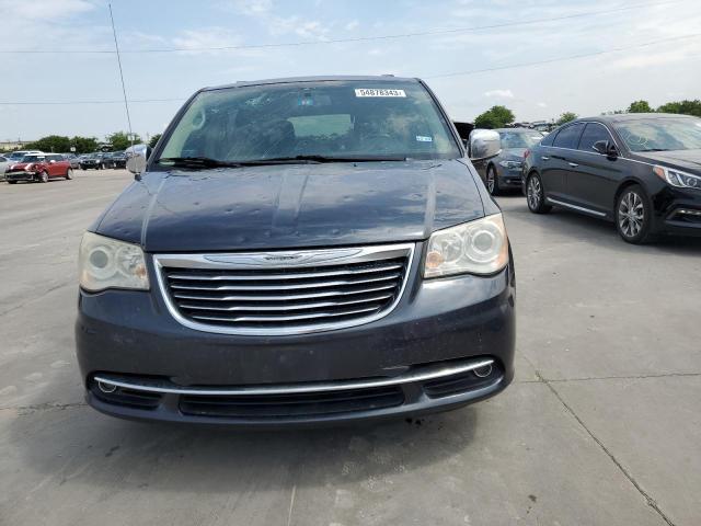 2C4RC1GG6DR779889 - 2013 CHRYSLER TOWN & COU LIMITED BLUE photo 5