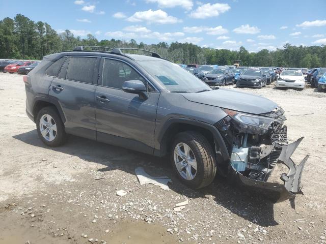 2T3W1RFV3MC116097 - 2021 TOYOTA RAV4 XLE GRAY photo 4