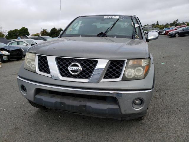 1N6AD06U56C443073 - 2006 NISSAN FRONTIER KING CAB LE CHARCOAL photo 5