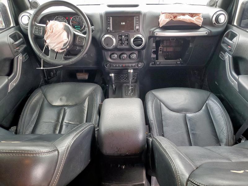 1C4HJWEG7EL265836 - 2014 JEEP WRANGLER U SAHARA Qara foto 8