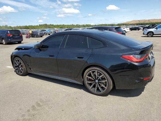 WBA13AW0XNFM67596 - 2022 BMW M440XI GRAN COUPE BLACK photo 2