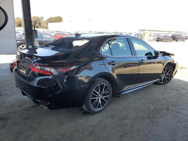 4T1G11AK2PU810780 - 2023 TOYOTA CAMRY SE NIGHT SHADE BLACK photo 3