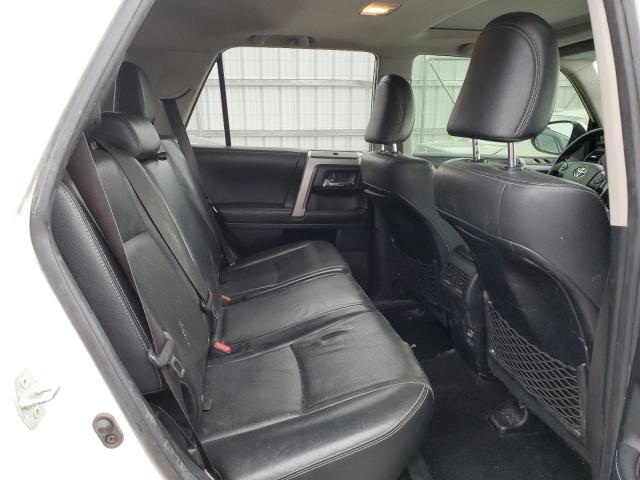 JTEBU5JR0J5519377 - 2018 TOYOTA 4RUNNER SR5/SR5 PREMIUM 白色 照片 11