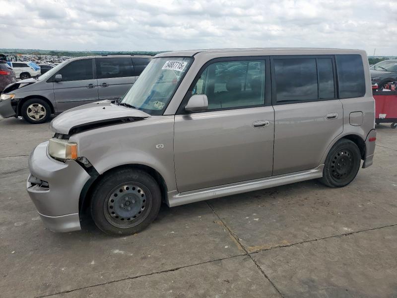 JTLKT334950203383 - 2005 TOYOTA SCION XB GRAY photo 1