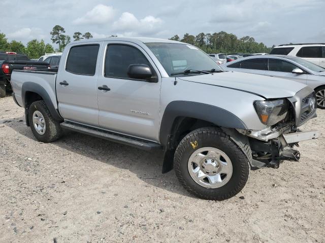 5TFJU4GN4BX003530 - 2011 TOYOTA TACOMA DOUBLE CAB PRERUNNER SILVER photo 4
