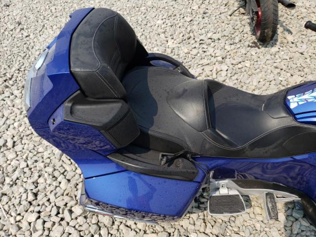 2BXJBKC17CV000013 - 2012 CAN-AM SPYDER ROA RT BLUE photo 6