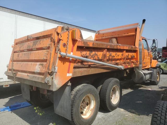 2FZHAZDE28AAB7541 - 2008 STERLING TRUCK LT 9500 ORANGE photo 4