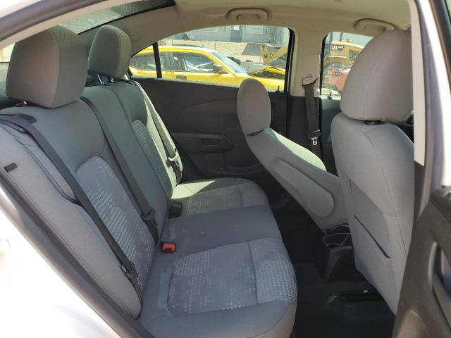 1G1JB5SH5J4104808 - 2018 CHEVROLET SONIC LS თეთრი ფოტო 10