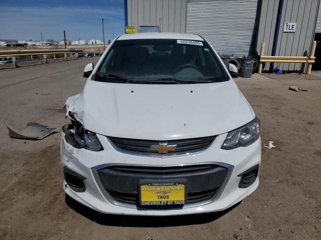 1G1JB5SH5J4104808 - 2018 CHEVROLET SONIC LS თეთრი ფოტო 5
