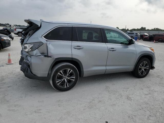 5TDKKRFH8GS501150 - 2016 TOYOTA HIGHLANDER XLE SILVER photo 3