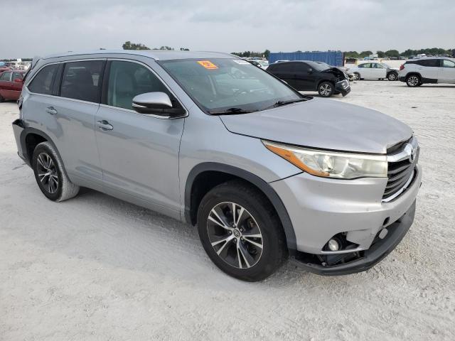 5TDKKRFH8GS501150 - 2016 TOYOTA HIGHLANDER XLE SILVER photo 4