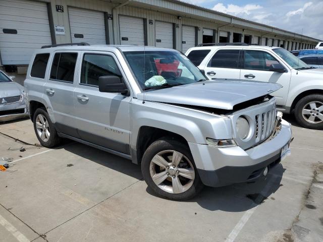 1C4NJPFB4CD627544 - 2012 JEEP PATRIOT LATITUDE SILVER photo 4