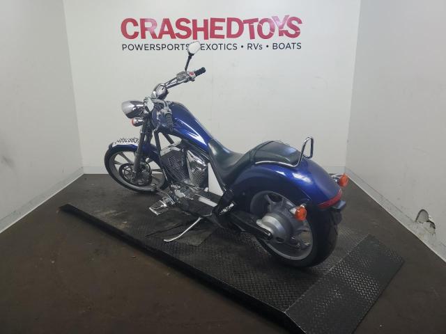 JH2SC6105BK100935 - 2011 HONDA VT1300 CX BLUE photo 3