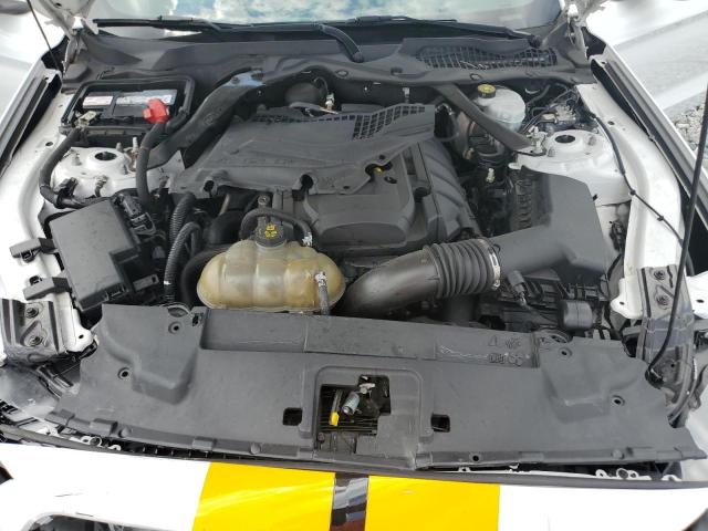 1FATP8UHXJ5167029 - 2018 FORD MUSTANG 白色 照片 11