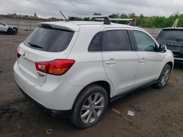 4A4AR4AU1FE053829 - 2015 MITSUBISHI OUTLANDER SE WHITE photo 3