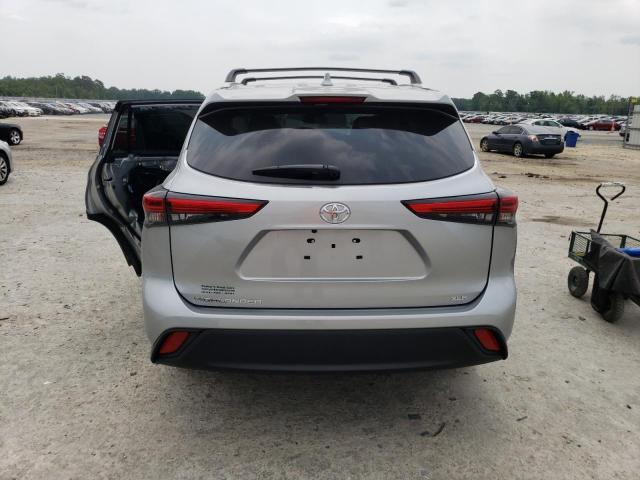 5TDGZRAH2NS556280 - 2022 TOYOTA HIGHLANDER XLE Boz foto 6