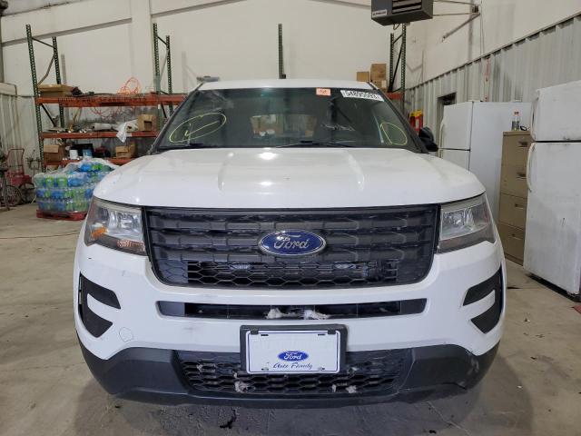 1FM5K8AR5JGA05310 - 2018 FORD EXPLORER POLICE INTERCEPTOR WHITE photo 5