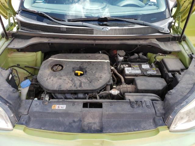 KNDJP3A51F7785320 - 2015 KIA SOUL + GREEN photo 11
