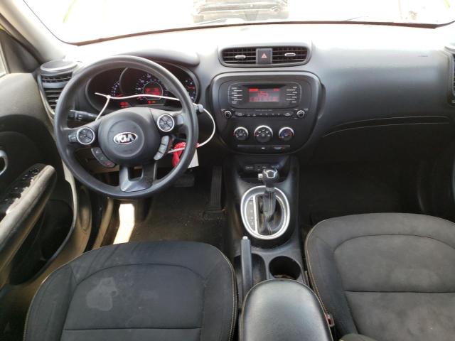 KNDJP3A51F7785320 - 2015 KIA SOUL + GREEN photo 8