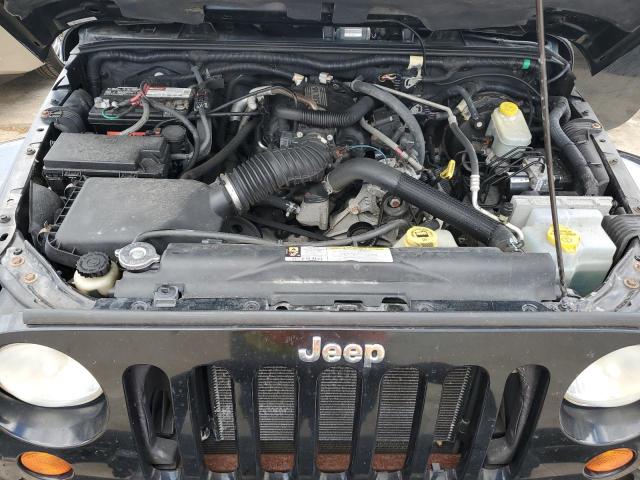 1J4GA59177L218640 - 2007 JEEP WRANGLER SAHARA BLACK photo 11