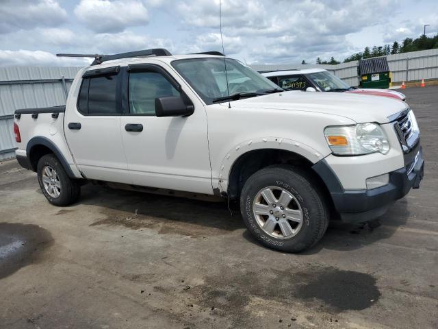 1FMEU51E58UA31679 - 2008 FORD EXPLORER S XLT WHITE photo 4