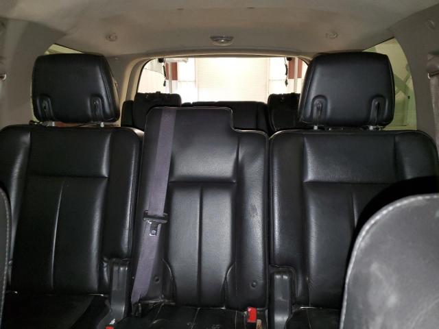 1FMJU1J57BEF55585 - 2011 FORD EXPEDITION XLT SILVER photo 10