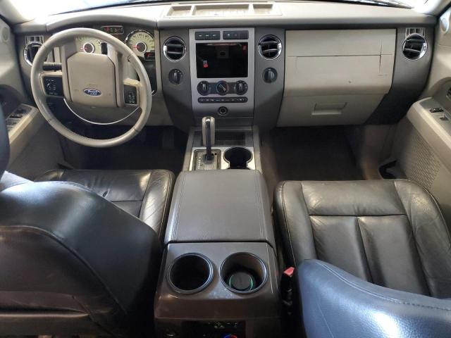 1FMJU1J57BEF55585 - 2011 FORD EXPEDITION XLT SILVER photo 8