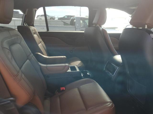 5LM5J7XC2NGL14736 - 2022 LINCOLN AVIATOR RESERVE WHITE photo 11