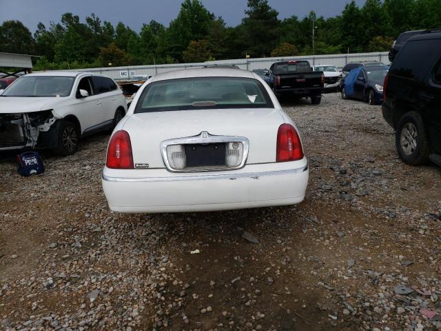 1LNHM81W3YY828898 - 2000 LINCOLN TOWN CAR EXECUTIVE WHITE photo 6