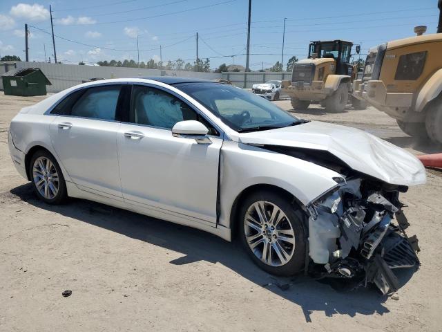 3LN6L2JK0ER809398 - 2014 LINCOLN MKZ WHITE photo 4