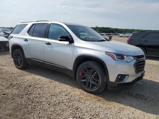 1GNERKKW6JJ153221 - 2018 CHEVROLET TRAVERSE PREMIER SILVER photo 4