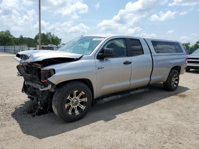 5TFTY5F1XJX009817 - 2018 TOYOTA TUNDRA DOUBLE CAB SR/SR5 SILVER photo 1