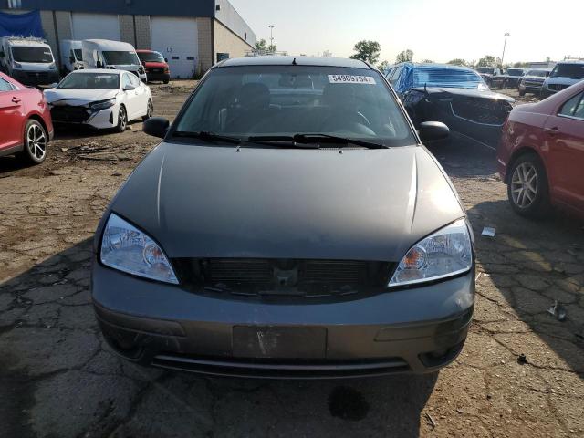 1FAHP34N56W184899 - 2006 FORD FOCUS ZX4 CHARCOAL photo 5